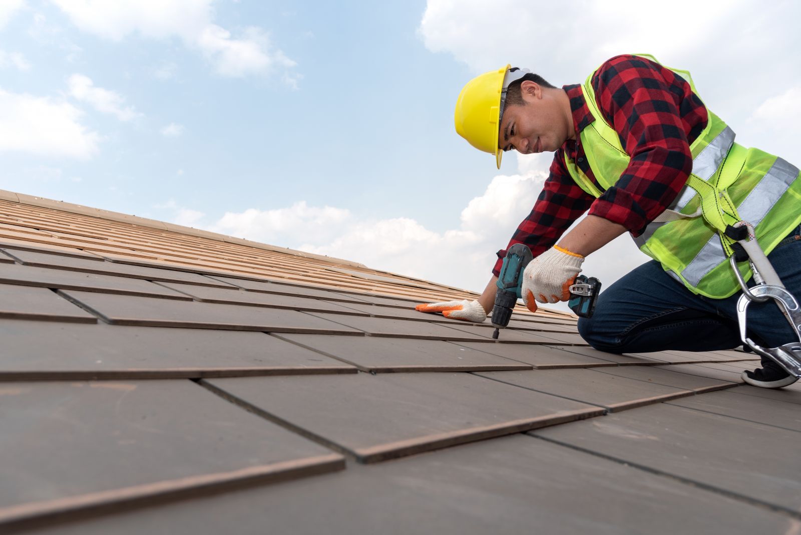 Top 4 Benefits of Professional Roofing Services Image